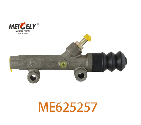 Oryginalny cylinder główny sprzęgła ME625257 dla Fuso 6D14 6D16