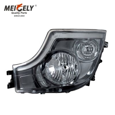 Reflektor ciężarówki lewy OE 9618204039L Lewy reflektor pasuje do Mercedes-Benz Actros MP4