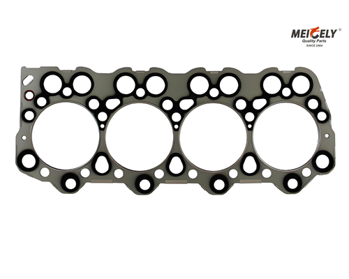 Głowa cylindru z uszczelnieniem ME011077