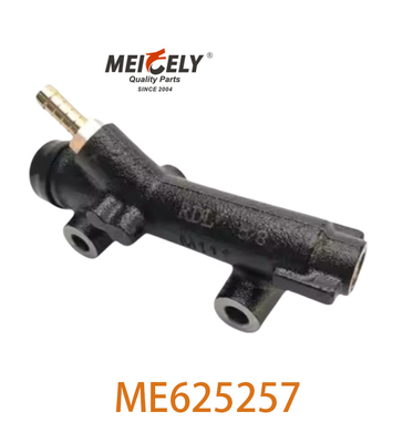Oryginalny cylinder główny sprzęgła ME625257 dla Fuso 6D14 6D16