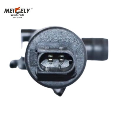 82171135 Wysokiej wydajności pompa do mycia szyby kompatybilna z ciężarówkami Volvo