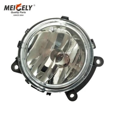 Lampa przednia reflektor OEM 9608200456 Lampa przeciwmgielna P Reflektor do Mercedes Actros MP4 F