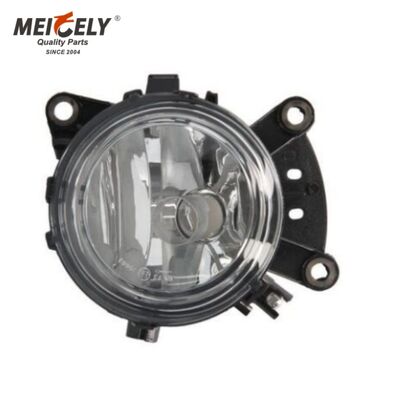 Lampa przednia reflektor OEM 9608200456 Lampa przeciwmgielna P Reflektor do Mercedes Actros MP4 F