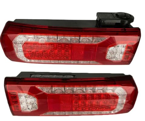 OEM 0035447103 Tail Lamp  Benz Rear Lamp 0035447303 For Mercedes Actros MP4 2500MM