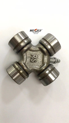 Części do samochodów ciężarowych Universal Joint Assembly 40Cr Materiał ze stali chromowanej